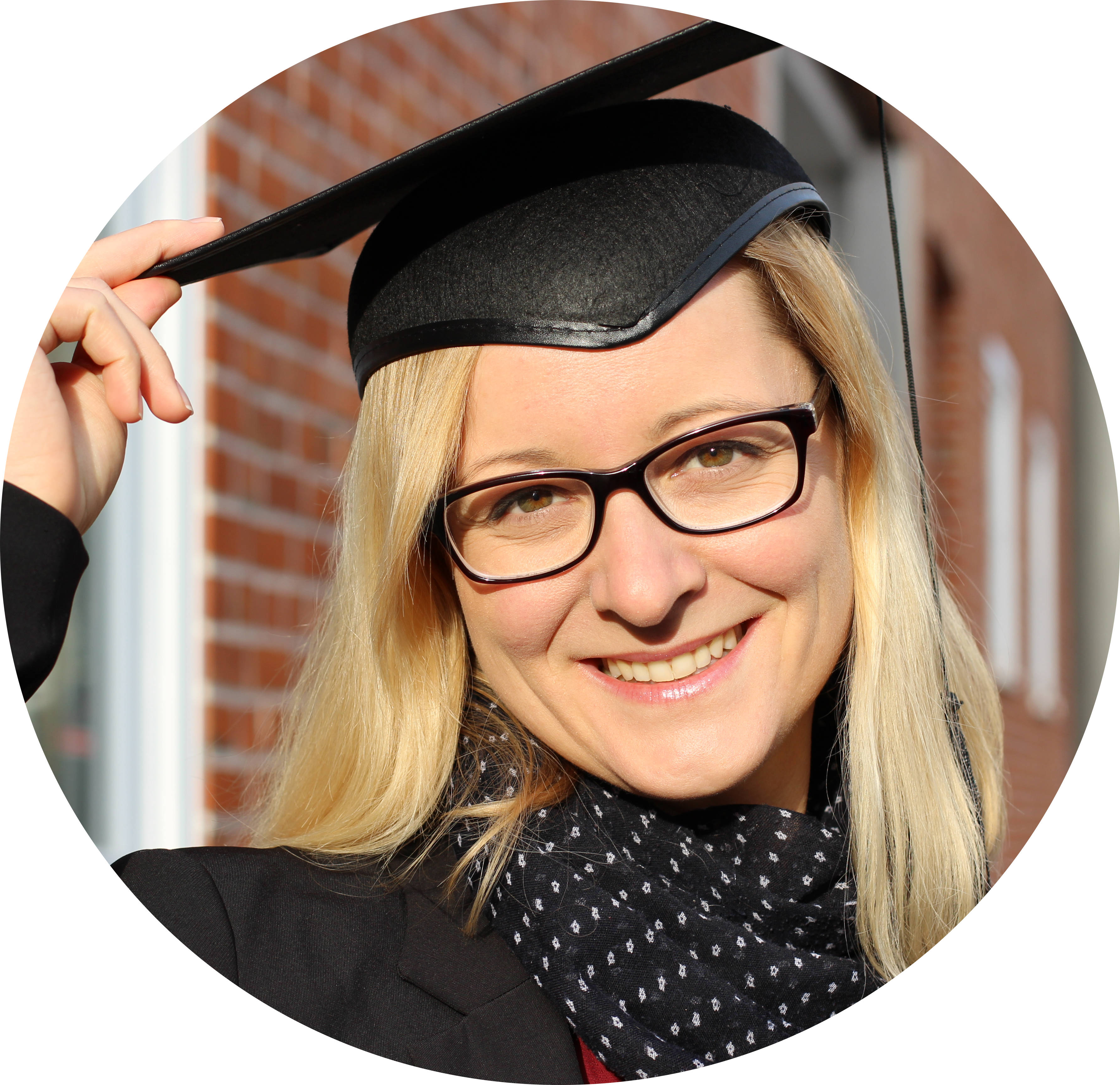 Dr. Marlies Klamt Doktorhut Dissertation Promotion